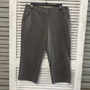 Nicole Miller Grey Crop Pants size 10